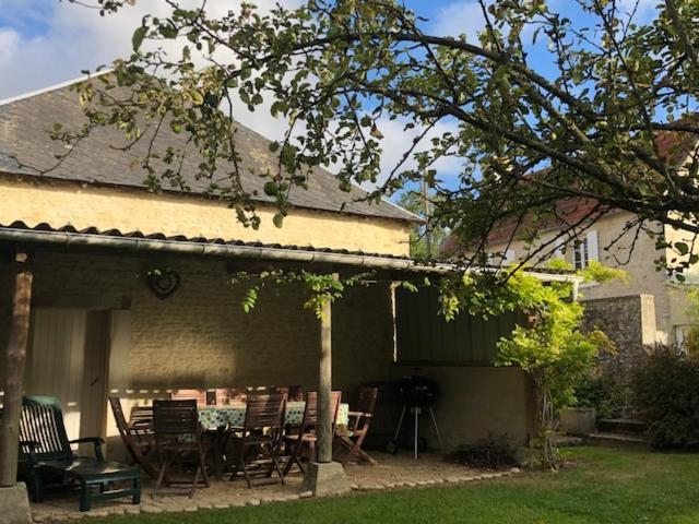 Longues-sur-Mer Le Petit Clos Du Bessin מראה חיצוני תמונה