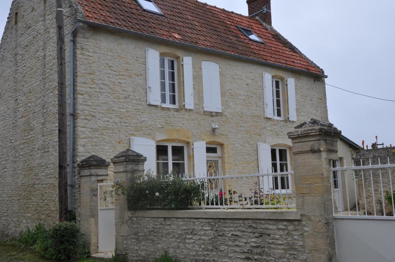 Longues-sur-Mer Le Petit Clos Du Bessin מראה חיצוני תמונה